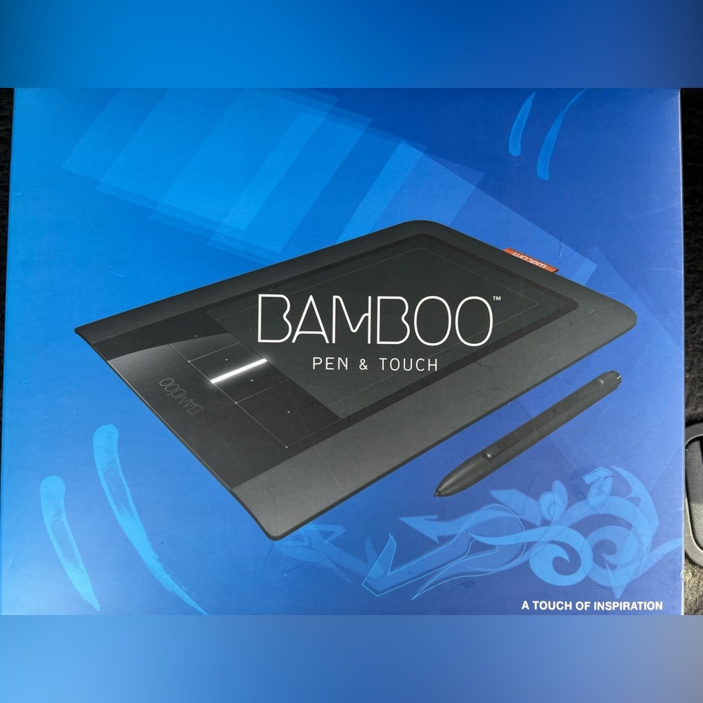 NIB Wacom Bamboo CTH-460 Graphics
Drawing Tablet w/ Pen